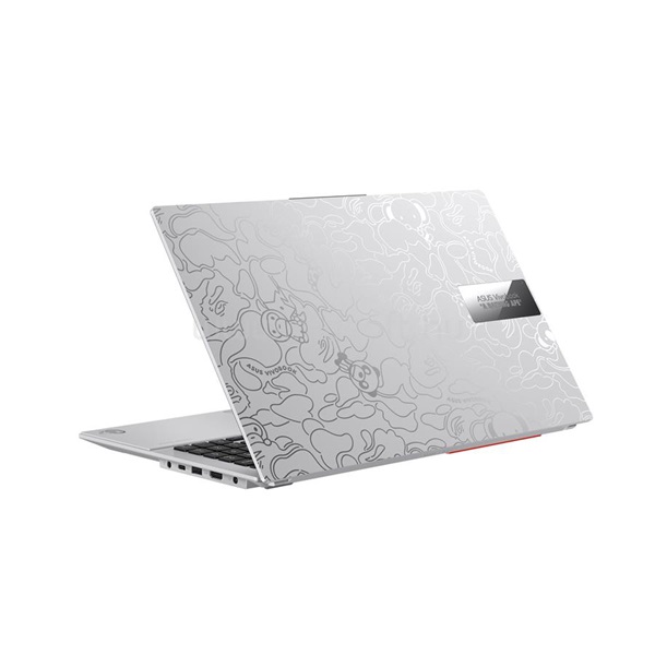 ASUS CONS NB Vivobook BAPE edition K5504VA-MA265W 15.6" WQHD+ OLED, i5-13500H, 16GB, 512GB M.2,  INT, WIN11H,Ezüst (K5504VA-MA265W)